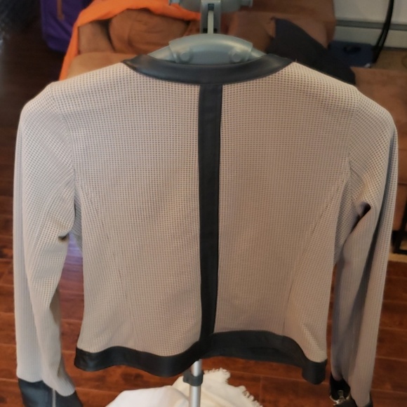 Jacket - Picture 3 of 3